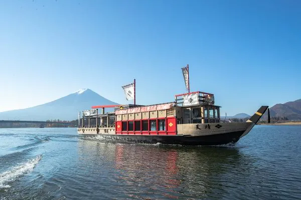 【1人成團】日本富士山河口湖一日遊|富士山五合目・天上山公園纜車/河口湖遊船・忍野八海・新倉山淺間公園|東京出發