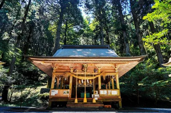 九州宮崎高千穗峽一日遊|上色見熊野座神社・高千穗峽遊船(可選)・天岩戶神社・天安河原(福岡出發)