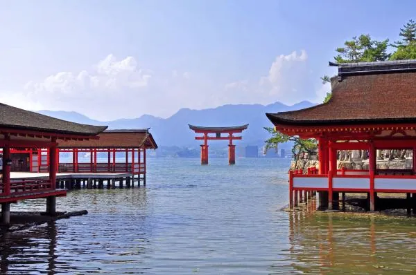 【廣島出發】嚴島神社海上大鳥居&宮島自由散步&廣島和平紀念公園一日遊