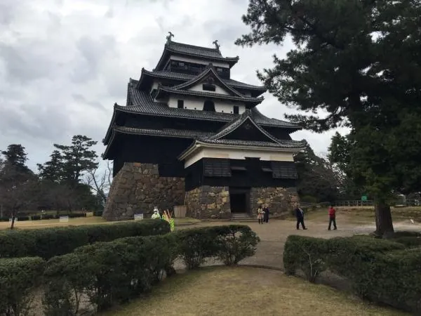 迷你團・四國玉造溫泉 5 日|堀川傳統屋形遊船&倉敷美觀地區&島根海洋館|2~8人成行・專車不併團・不含機票