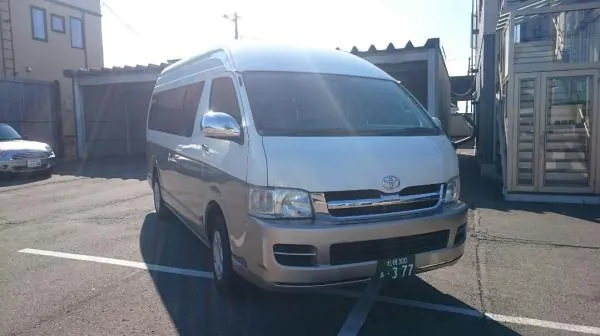 日本北海道 9 人座包車接駁|新千歲機場(CTS)至札幌市區&郊區(單程)接駁