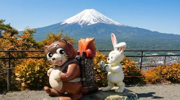 【1人成團|贈送纜車體驗】富士山打卡一日遊|河口湖天上山公園纜車+忍野八海+羅森便利店+淺間公園 (東京出發)