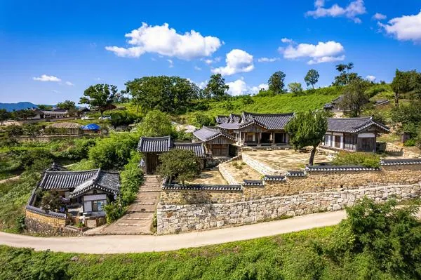 慶州精選行程(一日/半日)|佛國寺、石窟庵、皇理團路、東宮與月池(雁鴨池)、月精橋、大陵苑、良洞村與校村、海雲台藍線公園天空膠囊(釜山出發)